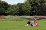 Den Haag 19 juli 2019
Jaarlijkse fotouurtje in de thuisn van Huis ten Bosch . Aanwezig Koning Willem Alexander Koningin Maxima Prinses Amalia Alexia en Ariane.