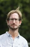 Muiderberg 3 juli 2019
Marinus Pontegries Meijer gaat op bezoek bij Viola Holt thuis.