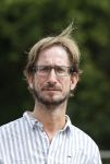 Muiderberg 3 juli 2019
Marinus Pontegries Meijer gaat op bezoek bij Viola Holt thuis.