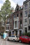 Amsterdam 21 juli 2019
Nikkie Plessen en haar vriend Ruben Bontekoe hebben het huis naast hun eigen huis gekocht wat nu verbouwd wordt.