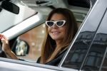 Amsterdam 3 juli 2019
Olcay Gulsen met aparte zonnebril in haar auto in Amsterdam