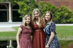 Den Haag 19 juli 2019
Jaarlijkse fotouurtje in de thuisn van Huis ten Bosch . Aanwezig Koning Willem Alexander Koningin Maxima Prinses Amalia Alexia en Ariane.