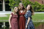 Den Haag 19 juli 2019
Jaarlijkse fotouurtje in de thuisn van Huis ten Bosch . Aanwezig Koning Willem Alexander Koningin Maxima Prinses Amalia Alexia en Ariane.