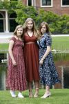 Den Haag 19 juli 2019
Jaarlijkse fotouurtje in de thuisn van Huis ten Bosch . Aanwezig Koning Willem Alexander Koningin Maxima Prinses Amalia Alexia en Ariane.