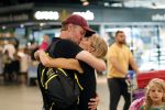 Schiphol 22 juli 2019
Wielrenners voor nierstichting arriveren op schiphol.
Oa Leontien v Moorsel Nicole Buch Remco Veldhuis en Erik Dijkstra. Remco met zijn vrouw