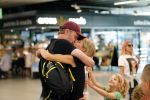 Schiphol 22 juli 2019
Wielrenners voor nierstichting arriveren op schiphol.
Oa Leontien v Moorsel Nicole Buch Remco Veldhuis en Erik Dijkstra. Remco met zijn vrouw