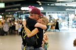 Schiphol 22 juli 2019
Wielrenners voor nierstichting arriveren op schiphol.
Oa Leontien v Moorsel Nicole Buch Remco Veldhuis en Erik Dijkstra. Remco met zijn vrouw
