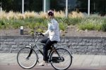 Den Haag 26 juli 2019
Rogier Smit ( paleis voor een prikkie) op de fiets in Den Haag.