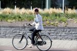 Den Haag 26 juli 2019
Rogier Smit ( paleis voor een prikkie) op de fiets in Den Haag.
