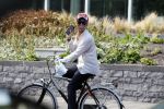 Den Haag 26 juli 2019
Rogier Smit ( paleis voor een prikkie) op de fiets in Den Haag.
