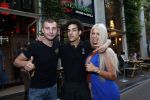 Amsterdam 27 juli 2019
Maron Hill heeft surprise etentje met vrienden georganiseers bij restaurant Genroku voor zijn zwangere vriendin Samantha de Jong ( Barbie)