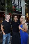 Amsterdam 27 juli 2019
Maron Hill heeft surprise etentje met vrienden georganiseers bij restaurant Genroku voor zijn zwangere vriendin Samantha de Jong ( Barbie)