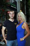 Amsterdam 27 juli 2019
Maron Hill heeft surprise etentje met vrienden georganiseers bij restaurant Genroku voor zijn zwangere vriendin Samantha de Jong ( Barbie)