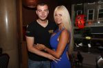 Amsterdam 27 juli 2019
Maron Hill heeft surprise etentje met vrienden georganiseers bij restaurant Genroku voor zijn zwangere vriendin Samantha de Jong ( Barbie)