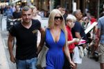 Amsterdam 27 juli 2019
Maron Hill heeft surprise etentje met vrienden georganiseers bij restaurant Genroku voor zijn zwangere vriendin Samantha de Jong ( Barbie)
