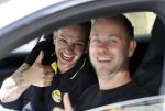 Amsterdam 20 juli 2020
Chahid Charrak in auto en samen met Ruud Gullit op de cornelis schuytstraat. Chahid heet op instagram Dutch Performante