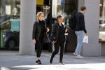 Amsterdam 11 juli 2020
Connie Witteman en Constanza Breukhoven winkelen met de biro
