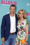 Amsterdam 29 juli 2020
Premiere alles is zoals het zou moeten zijn in euroscoop, De film is naar een boek van Daphne Deckers. Daphne kwam met haar man Richard Krajicek hun kinderen Emma en Alec en de vriendin van Alec