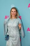 Amsterdam 29 juli 2020
Premiere alles is zoals het zou moeten zijn in euroscoop, De film is naar een boek van Daphne Deckers. Elle v Rijn kwam met een vriendin