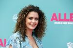 Amsterdam 29 juli 2020
Premiere alles is zoals het zou moeten zijn in euroscoop, De film is naar een boek van Daphne Deckers. Daphne kwam met haar man Richard Krajicek hun kinderen Emma en Alec en de vriendin van Alec
