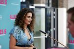 Amsterdam 29 juli 2020
Premiere alles is zoals het zou moeten zijn in euroscoop, De film is naar een boek van Daphne Deckers. Daphne kwam met haar man Richard Krajicek hun kinderen Emma en Alec en de vriendin van Alec