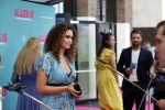 Amsterdam 29 juli 2020
Premiere alles is zoals het zou moeten zijn in euroscoop, De film is naar een boek van Daphne Deckers. Daphne kwam met haar man Richard Krajicek hun kinderen Emma en Alec en de vriendin van Alec