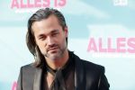 Amsterdam 29 juli 2020
Premiere alles is zoals het zou moeten zijn in euroscoop, De film is naar een boek van Daphne Deckers. Jan Kooijman kwam met zijn vrouw