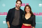 Amsterdam 29 juli 2020
Premiere alles is zoals het zou moeten zijn in euroscoop, De film is naar een boek van Daphne Deckers. Jord Knotter met zijn vriendin