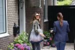 Huizen 25 juli 2020
Leontine Borsato met interieur designer Olga Wintermans bij haar nieuw huis .