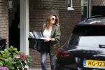 Huizen 25 juli 2020
Leontine Borsato met interieur designer Olga Wintermans bij haar nieuw huis .