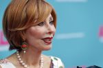 Amsterdam 29 juli 2020
Premiere alles is zoals het zou moeten zijn in euroscoop, De film is naar een boek van Daphne Deckers. Marijke Helwegen kwam met een kennis