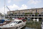 Rotterdam 18 juli 2020
Mattie Valk en zijn moeder op de scooter en bij zijn huis/ appartement