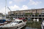 Rotterdam 18 juli 2020
Mattie Valk en zijn moeder op de scooter en bij zijn huis/ appartement