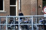 Rotterdam 22 juli 2020
Mattie Valk met zijn vriendin en haar zoontje bij zijn huis/appartement