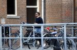 Rotterdam 22 juli 2020
Mattie Valk met zijn vriendin en haar zoontje bij zijn huis/appartement