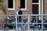 Rotterdam 22 juli 2020
Mattie Valk met zijn vriendin en haar zoontje bij zijn huis/appartement