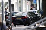 Rotterdam 22 juli 2020
Mattie Valk met zijn vriendin en haar zoontje bij zijn huis/appartement
