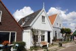 Amsterdam Durgerdam 21 juli 2020
Pepijn Crone zijn huis en het huis waar Merel Westrik gaat wonen