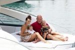 ibiza 1 augustus 2020
Michael v Gerwen en zijn vrouw Daphne met hun kinderen Zoe en Mike op ibiza . Ze gingen heerlijk met een boot varen