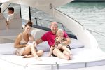ibiza 1 augustus 2020
Michael v Gerwen en zijn vrouw Daphne met hun kinderen Zoe en Mike op ibiza . Ze gingen heerlijk met een boot varen