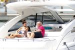 ibiza 1 augustus 2020
Michael v Gerwen en zijn vrouw Daphne met hun kinderen Zoe en Mike op ibiza . Ze gingen heerlijk met een boot varen