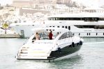 ibiza 1 augustus 2020
Michael v Gerwen en zijn vrouw Daphne met hun kinderen Zoe en Mike op ibiza . Ze gingen heerlijk met een boot varen