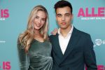 Amsterdam 29 juli 2020
Premiere alles is zoals het zou moeten zijn in euroscoop, De film is naar een boek van Daphne Deckers
