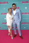 Amsterdam 29 juli 2020
Premiere alles is zoals het zou moeten zijn in euroscoop, De film is naar een boek van Daphne Deckers. Priscilla Kneteman met vriend