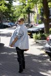 Amsterdam 29 juli 2020
Rose Bertram met Anthony Vos en Mitchel Gray in Amsterdam zuid