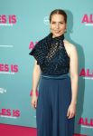 Amsterdam 29 juli 2020
Premiere alles is zoals het zou moeten zijn in euroscoop, De film is naar een boek van Daphne Deckers. Sanne Langelaar