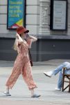 Amsterdam 28 juli 2020
Sigrid ten Napel op straat in amsterdam zuid