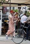 Amsterdam 28 juli 2020
Sigrid ten Napel op straat in amsterdam zuid