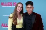 Amsterdam 29 juli 2020
Premiere alles is zoals het zou moeten zijn in euroscoop, De film is naar een boek van Daphne Deckers. Vinchenzo met vriendin