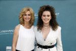 Amsterdam 16 juli 2021
Premiere de Luizenmoeder in Tuschinski. daphne Deckers kwam met haar dochter Emma Deckers
